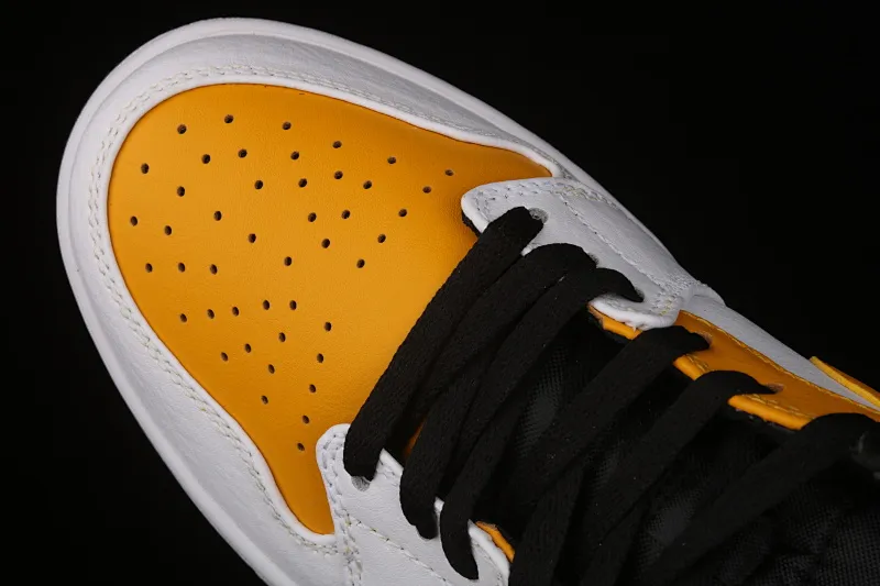 All categories Air Jordan Jordan series basketball shoes Air Jordan 1 Mid Air Jordan 1 Mid AJ1 Joe 1 white and yellow Zhongbang basketball shoes 554724-170